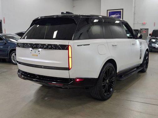 2025 Land Rover Range Rover P530 Autobiography 7 Seat