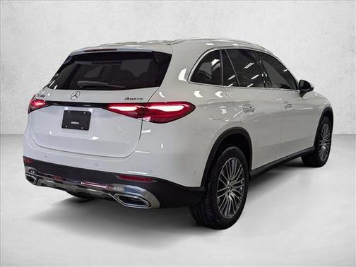 2026 Mercedes-Benz GLC 300 4MATIC