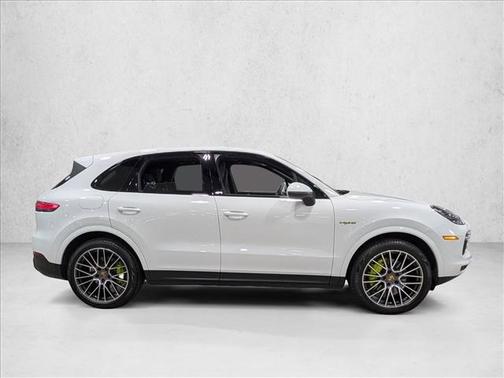 2023 Porsche Cayenne Cayenne E-Hybrid Platinum Edition