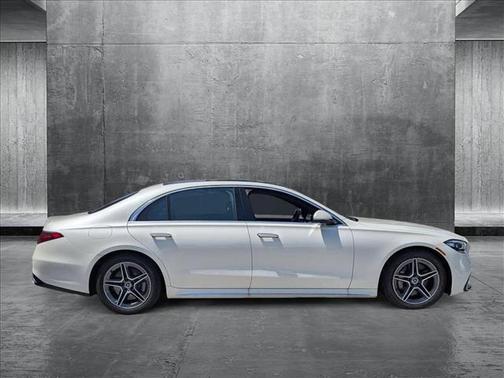 2022 Mercedes-Benz S-Class 4MATIC