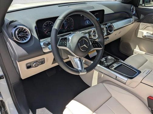 2025 Mercedes-Benz GLB 250 Base