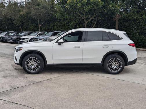 2025 Mercedes-Benz GLC 300 Base