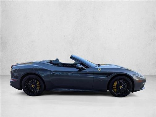 2015 Ferrari California T