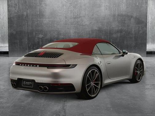 2023 Porsche 911 Carrera 4S Cabriolet
