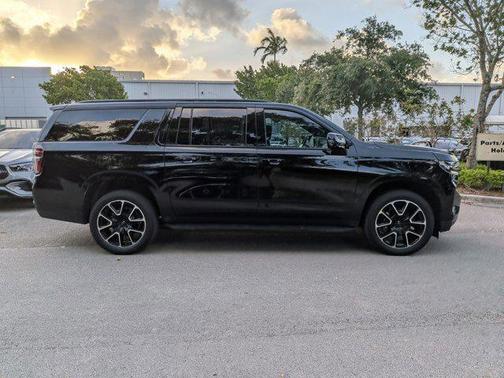 Black 2023 Chevrolet Suburban RST