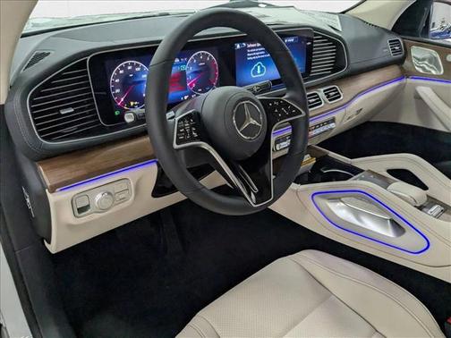 2026 Mercedes-Benz GLS 450 4MATIC
