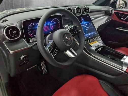 2025 Mercedes-Benz GLC 300 Base