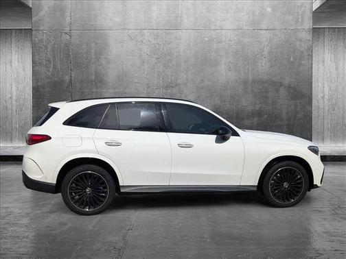 2024 Mercedes-Benz GLC 300 Base