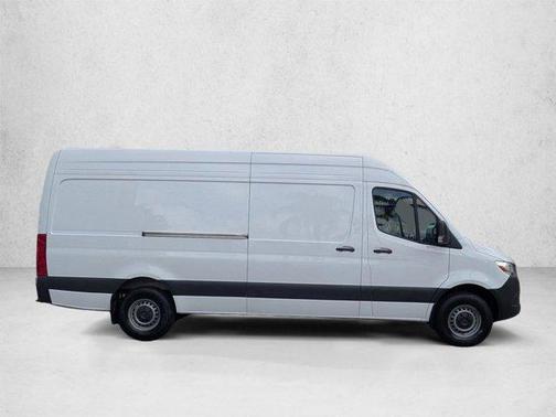 Arctic White 2024 Mercedes-Benz Sprinter 2500 High Roof