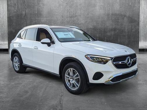 2025 Mercedes-Benz GLC 300 Base