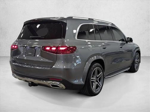 2026 Mercedes-Benz GLS 450 4MATIC