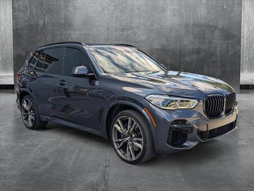 2022 BMW X5 M50i