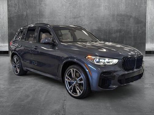 2022 BMW X5 M50i