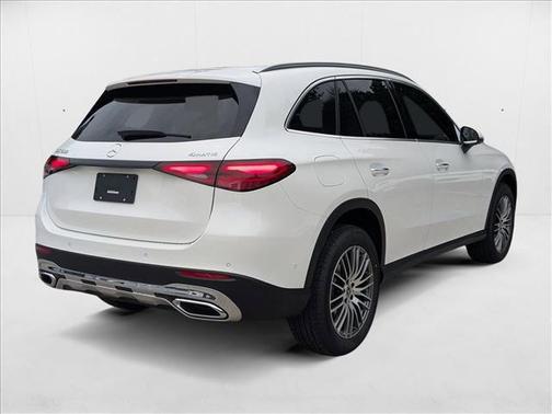 2026 Mercedes-Benz GLC 300 4MATIC