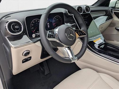 2026 Mercedes-Benz GLC 300 4MATIC