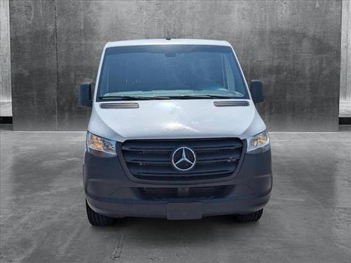 2022 Mercedes-Benz Sprinter 2500 Standard Roof