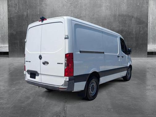 2022 Mercedes-Benz Sprinter 2500 Standard Roof