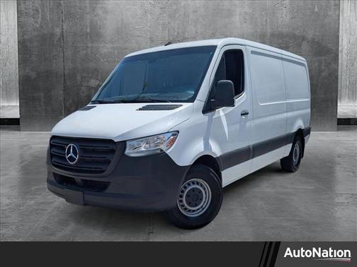 2022 Mercedes-Benz Sprinter 2500 Standard Roof
