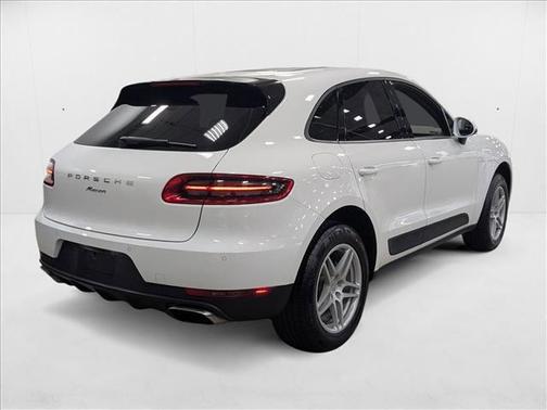 2017 Porsche Macan AWD