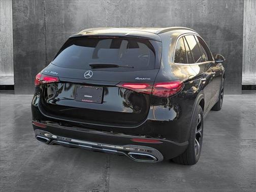 2025 Mercedes-Benz GLC 350e Base
