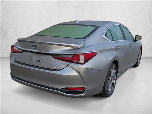 2019 Lexus ES 300h Base