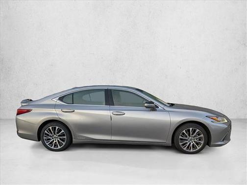 2019 Lexus ES 300h Base