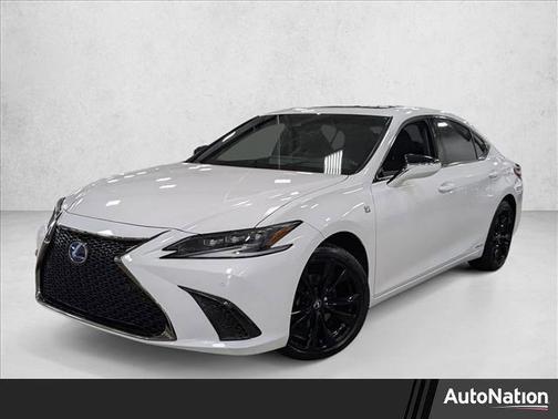 2022 Lexus ES 300h F SPORT