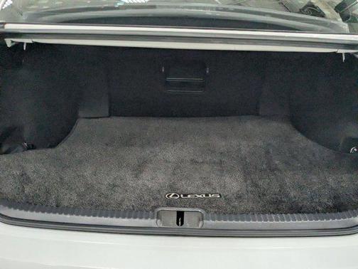 2022 Lexus ES 300h F SPORT