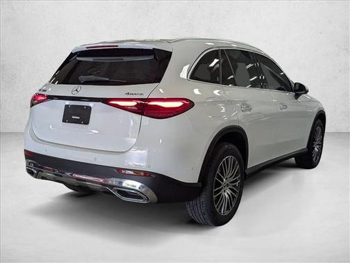 2026 Mercedes-Benz GLC 300 4MATIC