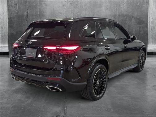 2025 Mercedes-Benz GLC 300 Base