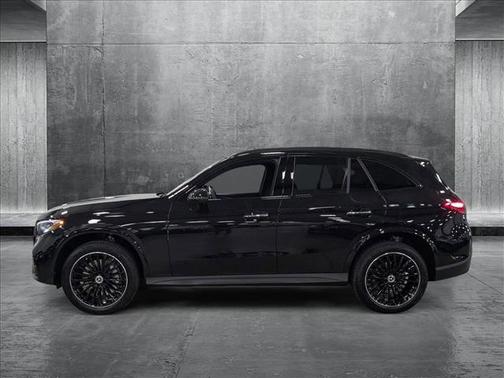 2025 Mercedes-Benz GLC 300 Base