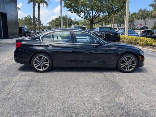 2018 BMW 330e iPerformance