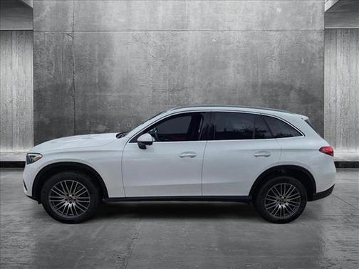 2025 Mercedes-Benz GLC 300 Base