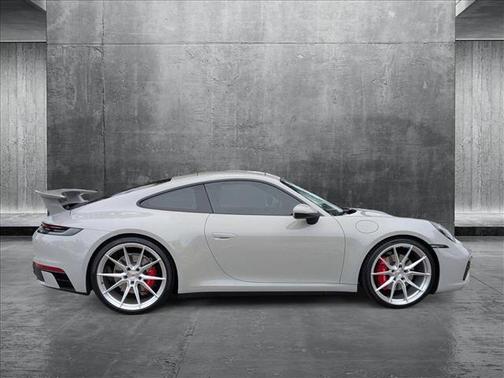 2020 Porsche 911 Carrera 4S