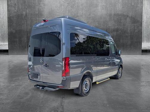 2024 Mercedes-Benz Sprinter 2500 Standard Roof