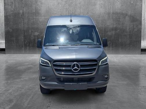 2024 Mercedes-Benz Sprinter 2500 Standard Roof