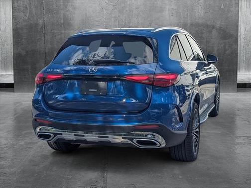 2025 Mercedes-Benz GLC 300 Base