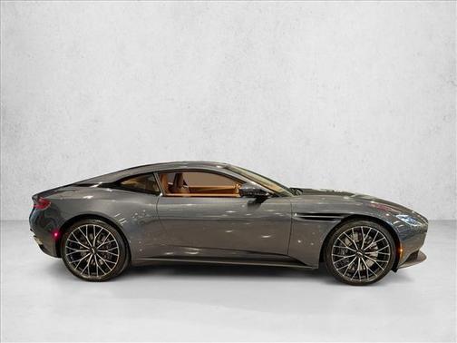2023 Aston Martin DB11 V8