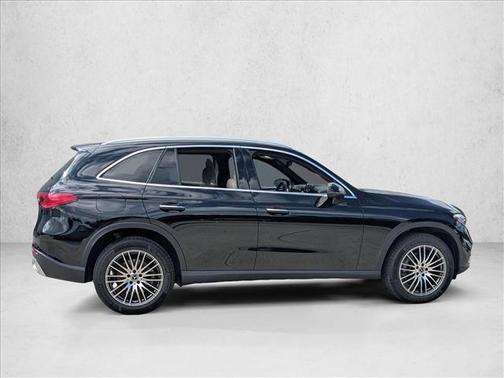 2023 Mercedes-Benz GLC 300 Base