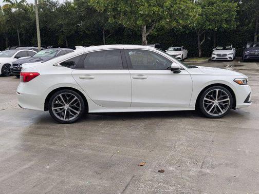 2022 Honda Civic Touring