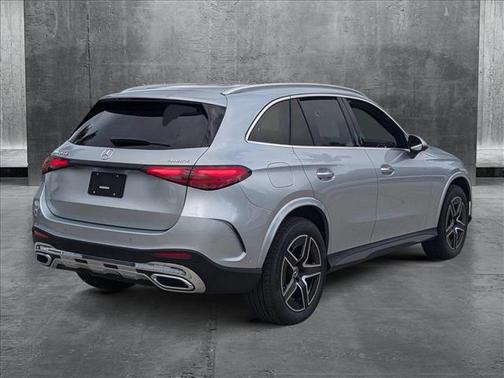 2025 Mercedes-Benz GLC 350e Base