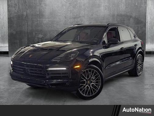 2023 Porsche Cayenne Platinum Edition