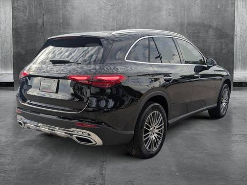 2025 Mercedes-Benz GLC 300 Base