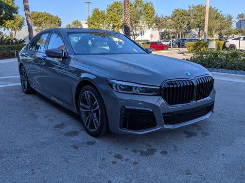 2022 BMW 745e xDrive
