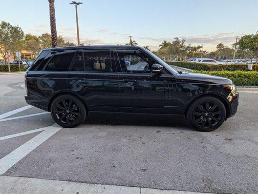 2017 Land Rover Range Rover 3.0L Supercharged HSE