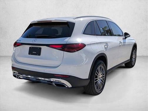 Polar White 2026 Mercedes-Benz GLC 300 Base
