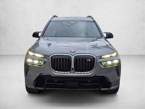 Skyscraper Grey Metallic 2025 BMW X7 M60i