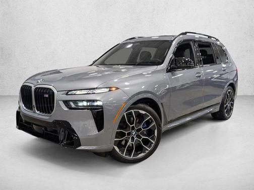 Skyscraper Grey Metallic 2025 BMW X7 M60i