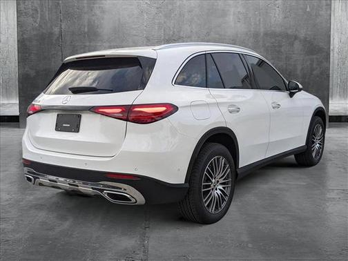 2025 Mercedes-Benz GLC 300 Base