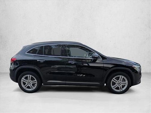 Night Black 2022 Mercedes-Benz GLA 250 4MATIC